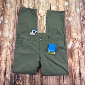 NWT Columbia Omni-Shield Saturday Trail Convertible Pants Size 6 Regular Olive
